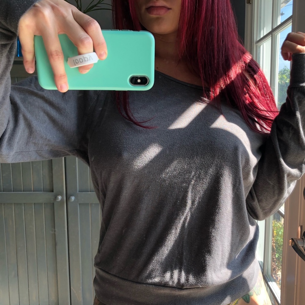 Victoria’s Secret, gray long sleeve shirt, size S